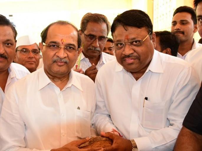 VIdhan Sabha 2019: Radhakrishna Vikhe Patil's family person Rajesh Parjane will not contest in Maharashtra vidhan sabha election 2019 | Maharashtra Election 2019: अखेर राधाकृष्ण विखे पाटीलच्या मेहुण्याचा पत्ता कट VIdhan Sabha 2019: Radhakrishna Vikhe Patil's family person Rajesh Parjane will not contest in Maharashtra vidhan sabha election 2019 | Maharashtra Election 2019: अखेर राधाकृष्ण विखे पाटीलच्या मेहुण्याचा पत्ता कट