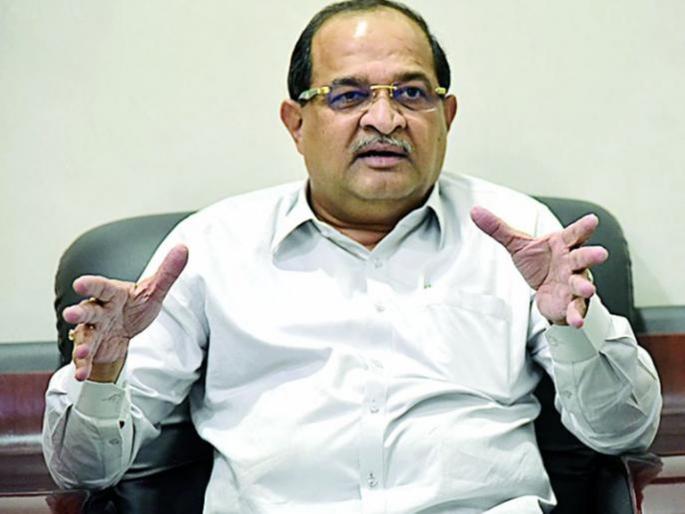 Lok Sabha elections 2019 - Radhakrishna Vikhe patil expressed views on internal congress disputes | 'काँग्रेस कार्यकर्त्यांमध्ये अस्वस्थता, पक्ष सक्षम करण्याची नेत्यांची भूमिका नाही'