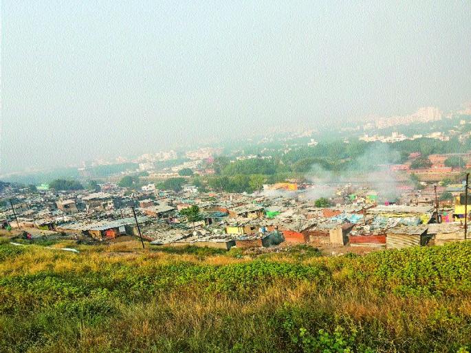 Thousands of citizens live in dirty, dysfunctional crime due to crime, public squash, and problems | घाण, गुन्हेगारीमुळे नरकयातना, जनता वसाहत, समस्यांच्या दलदलित राहतात हजारो नागरिक  Thousands of citizens live in dirty, dysfunctional crime due to crime, public squash, and problems | घाण, गुन्हेगारीमुळे नरकयातना, जनता वसाहत, समस्यांच्या दलदलित राहतात हजारो नागरिक