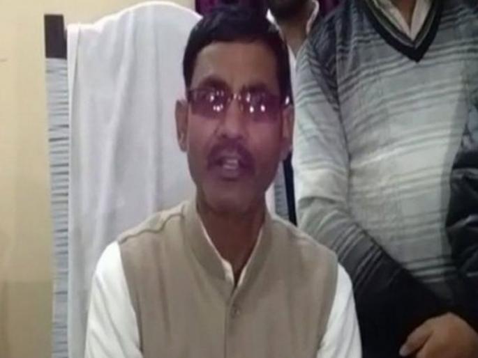 Those who say they feel unsafe and threatened in India should be bombed, BJP MLA Vikram Saini said | "ज्यांना भारतात असुरक्षित वाटते, त्यांना बॉम्बनं उडवून दिलं पाहिजे" Those who say they feel unsafe and threatened in India should be bombed, BJP MLA Vikram Saini said | "ज्यांना भारतात असुरक्षित वाटते, त्यांना बॉम्बनं उडवून दिलं पाहिजे"