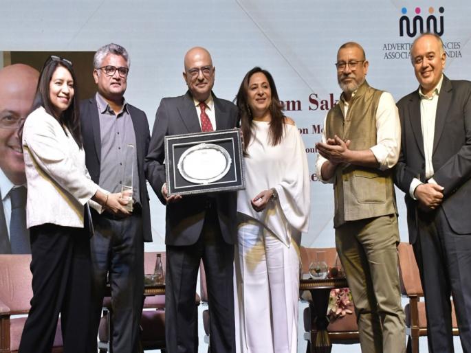 "I am a common man", Vikram Sakhuja gets AAAI's Lifetime Achievement Award | "मी एक सामान्य माणूस", विक्रम सखुजा यांना एएएआयचा जीवनगौरव