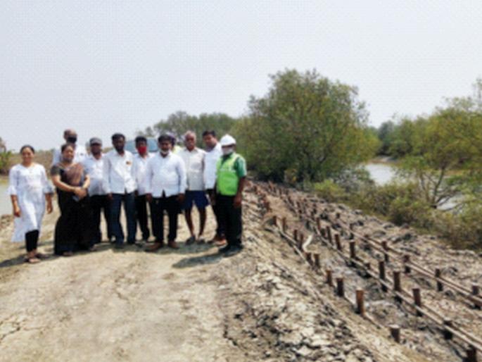The work of the saline land is a lifeline for agriculture | खारभूमी योजनेचे काम शेतीसाठी संजीवक