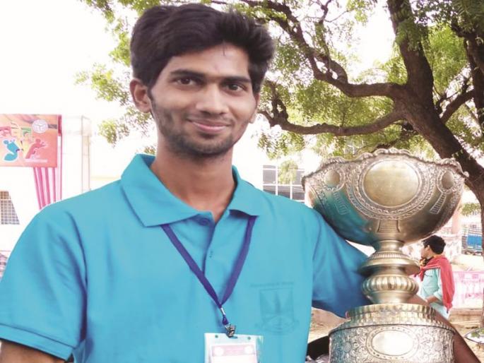 Devrukh's Vilas Rahate is in University team | देवरूखचा विलास रहाटे विद्यापीठाच्या संघात Devrukh's Vilas Rahate is in University team | देवरूखचा विलास रहाटे विद्यापीठाच्या संघात