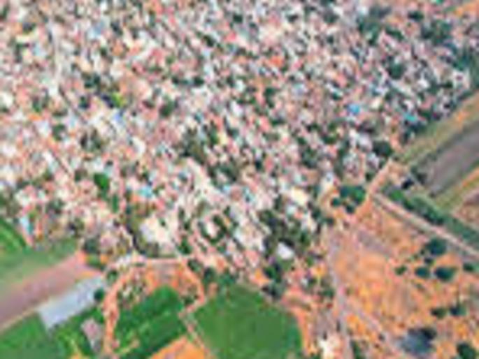 In the last few years the urbanization of big villages is happening rapidly | गावगाड्याकडून नागरिकीकरणाकडे: गावाचा अनियंत्रित विस्तार, गायरानात अतिक्रमणे फार In the last few years the urbanization of big villages is happening rapidly | गावगाड्याकडून नागरिकीकरणाकडे: गावाचा अनियंत्रित विस्तार, गायरानात अतिक्रमणे फार