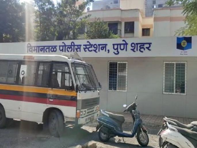 goons threatens police in vimananagar police station pune latest crime news | "तू आमचं काहीच वाकडं करू शकत नाही....!" पुण्यात गुंडाची थेट पोलीसालाच धमकी goons threatens police in vimananagar police station pune latest crime news | "तू आमचं काहीच वाकडं करू शकत नाही....!" पुण्यात गुंडाची थेट पोलीसालाच धमकी