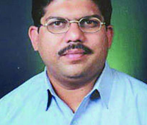 Ratnagiri: Head of the leaders in the head: Vinay's grandson of BJP is away from home | रत्नागिरी : नेत्यांच्या डोक्यात हवा : भाजपच्या विनय नातूंकडून घरचा आहेर Ratnagiri: Head of the leaders in the head: Vinay's grandson of BJP is away from home | रत्नागिरी : नेत्यांच्या डोक्यात हवा : भाजपच्या विनय नातूंकडून घरचा आहेर