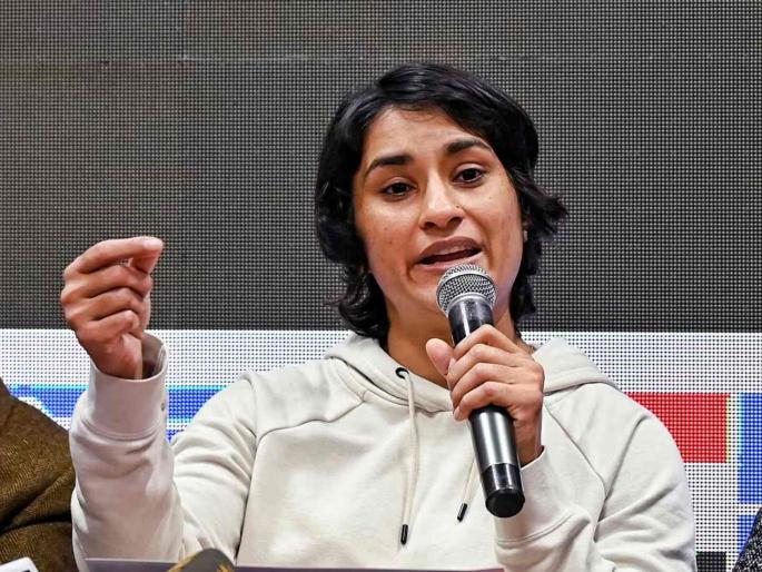 Vinesh Phogat left her government job and chose the cash prize of Rs 4 crore | सरकारी नोकरी सोडून विनेश फोगटने निवडला ४ कोटींच्या बक्षिसाचा पर्याय; समोर आले कारण Vinesh Phogat left her government job and chose the cash prize of Rs 4 crore | सरकारी नोकरी सोडून विनेश फोगटने निवडला ४ कोटींच्या बक्षिसाचा पर्याय; समोर आले कारण