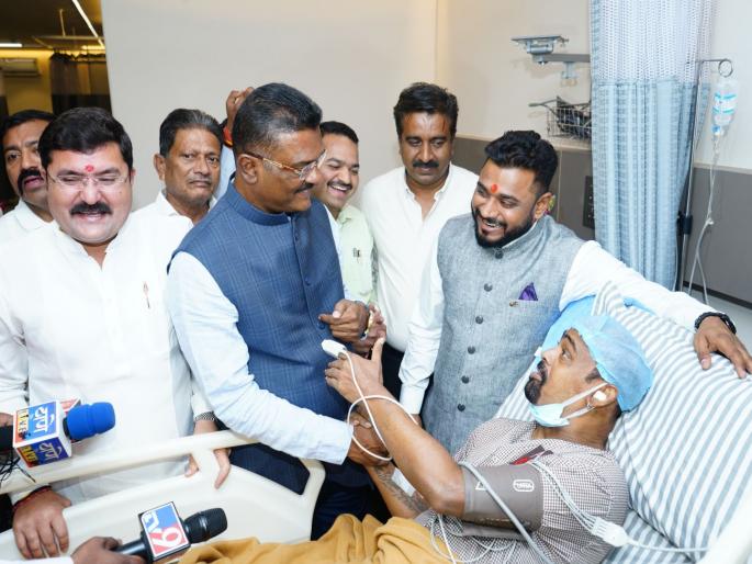 There will be no shortage of treatment for Vinod Kambli, assures Pratap Sarnaik | विनोद कांबळीवरील उपचारांत कोणतीही कमतरता भासू देणार नाही, प्रताप सरनाईक यांचं आश्वासन