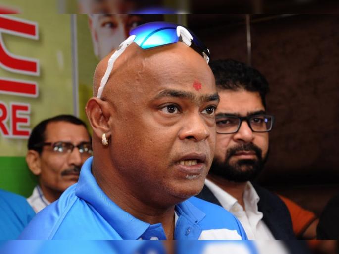 Former Indian cricketer Vinod Kambli was arrested for hitting a car under the influence of alcohol. Further investigation is underway: Bandra Police | Vinod Kambli arrested : भारताचा माजी क्रिकेटपटू विनोद कांबळी याला वांद्रे पोलिसांकडून अटक; जाणून घ्या कारण 