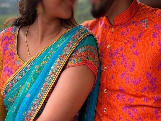 In Rewa, Madhya Pradesh, a wife got angry after seeing her husband with his girlfriend and beat her up brutally | २ तासांचा हायव्हॉल्टेज ड्रामा, गर्लफ्रेंडच्या मिठीत सापडला नेता; पत्नीला पाहून पती पळाला, पण... In Rewa, Madhya Pradesh, a wife got angry after seeing her husband with his girlfriend and beat her up brutally | २ तासांचा हायव्हॉल्टेज ड्रामा, गर्लफ्रेंडच्या मिठीत सापडला नेता; पत्नीला पाहून पती पळाला, पण...