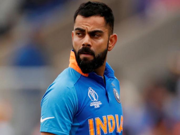 Virat Kohli earnings alone are equal to the salary of the Pakistan team | Virat Kohli : एकट्या विराटची कमाई पाकिस्तान संघाच्या वेतनाइतकी 