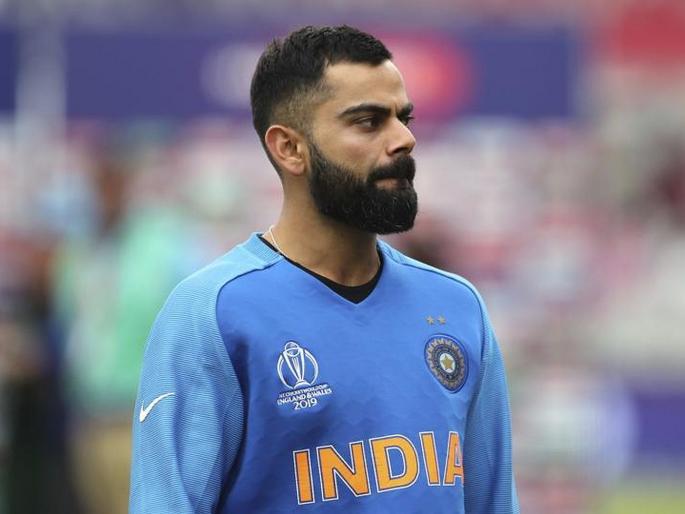 BCCI To Check On Virat Kohli Rohit Sharma Rift looking for split Captaincy | बीसीसीआय मोठा निर्णय घेण्याच्या विचारात; विराटचं कर्णधारपद जाणार?