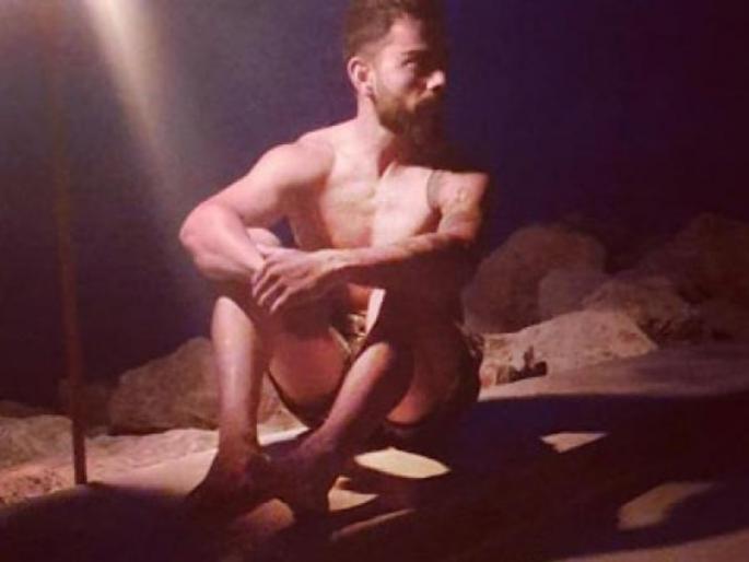 Virat Kohli took off his shirt; Fans say, did police your tear up the receipt ... | कोहलीने शर्ट काढलं, पण नेटिझन्सने पँटच उतरवली...