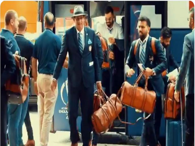 ICC World Cup 2019 : Indian Team touchdown London for Cricket world cup 2019 | ICC World Cup 2019 : भारतीय खेळाडू लंडनला पोहोचले, पाहा व्हिडीओ