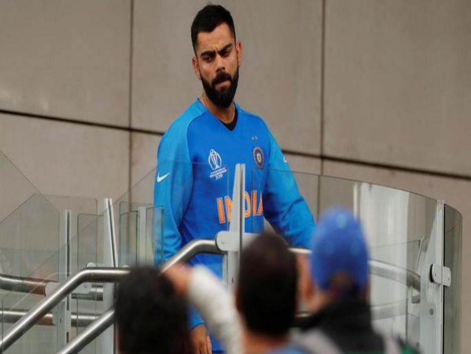 He Inspires People: Cristiano Ronaldo Above Everyone Else for Virat Kohli | विराट कोहलीला सगळ्यात जास्त आवडते 'ही' खास व्यक्ती; अनुष्कापेक्षाही जास्त?