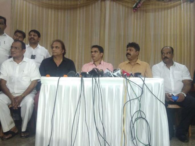 Mumbai Bandh: 'Government gives stones and sticks in hand' | Mumbai Bandh: 'सरकारनं हातात दगड आणि लाठ्या दिल्या' Mumbai Bandh: 'Government gives stones and sticks in hand' | Mumbai Bandh: 'सरकारनं हातात दगड आणि लाठ्या दिल्या'