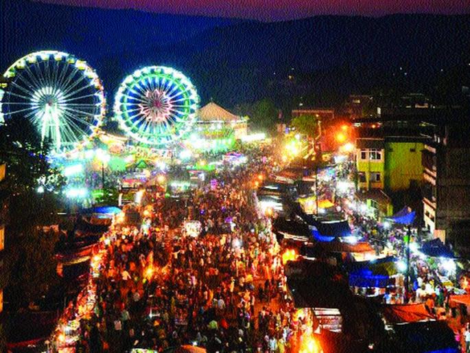 Today will bring millions of people to Mahad in Mahad; Travel around the temple of Vireshwar Temple | महाडमध्ये आज लाखोंचा जनसागर लोटणार; विरेश्वर मंदिर परिसरात यात्रा