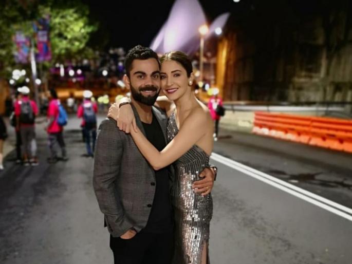 IND vs AUS Test: Virat Kohli avoided that mistake, Anushka stayed away from team photo | IND vs AUS Test : विरुष्कानं 'ती' चूक टाळली, टीमचा फोटो काढताना अनुष्का लांबच राहिली!