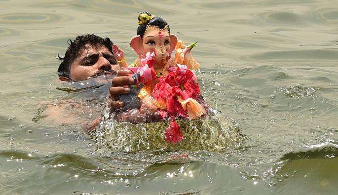 Artificial lake in Dadar-Mahim; Consent of the municipality | दादर-माहीममध्ये कृत्रिम तलाव; पालिकेची संमती Artificial lake in Dadar-Mahim; Consent of the municipality | दादर-माहीममध्ये कृत्रिम तलाव; पालिकेची संमती