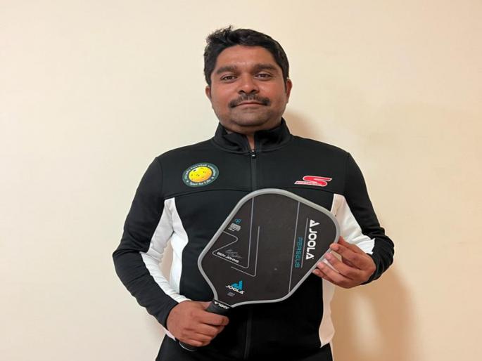 mumbai police officer vishal jadhav shines in taiwan won gold in asia pickleball games | मुंबई पोलीस अधिकारी तैवानमध्ये चमकला; आशिया पिकलबॉल गेम्स स्पर्धेत पटकावले सुवर्ण mumbai police officer vishal jadhav shines in taiwan won gold in asia pickleball games | मुंबई पोलीस अधिकारी तैवानमध्ये चमकला; आशिया पिकलबॉल गेम्स स्पर्धेत पटकावले सुवर्ण