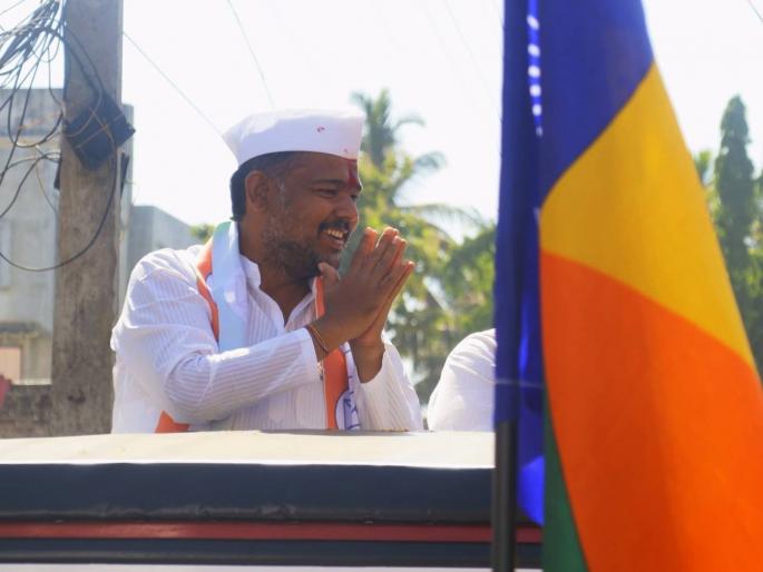 independent candidate vishal patil claims will win 100 percent in sangli lok sabha election 2024 | “भाजपाला पराभव दिसू लागलाय, प्रचंड मताधिक्यांनी १०० टक्के विजयी होणार”: विशाल पाटील independent candidate vishal patil claims will win 100 percent in sangli lok sabha election 2024 | “भाजपाला पराभव दिसू लागलाय, प्रचंड मताधिक्यांनी १०० टक्के विजयी होणार”: विशाल पाटील