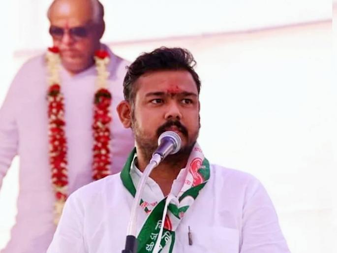 congress revolt candidate vishal patil cleared about why not took candidacy back for sangli lok sabha election 2024 | “आमची लढाई स्वार्थासाठी नाही, काँग्रेससाठी आहे, सांगलीत...”; विशाल पाटील स्पष्टच बोलले congress revolt candidate vishal patil cleared about why not took candidacy back for sangli lok sabha election 2024 | “आमची लढाई स्वार्थासाठी नाही, काँग्रेससाठी आहे, सांगलीत...”; विशाल पाटील स्पष्टच बोलले