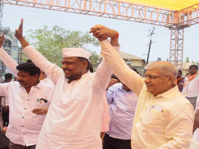 Whose votes in By Vishal Patil victory, Slight decline in BJP's votes in sangli | Sangli lok sabha result 2024: विशाल पाटील यांच्या पदरात कोणाची मते?, भाजपच्या मतांमध्ये अल्पशी घट Whose votes in By Vishal Patil victory, Slight decline in BJP's votes in sangli | Sangli lok sabha result 2024: विशाल पाटील यांच्या पदरात कोणाची मते?, भाजपच्या मतांमध्ये अल्पशी घट