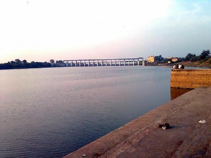 Use water carefully, Vishnupuri project which supplies water to Nanded has only 25 percent reserve | जपून करा पाण्याचा वापर, नांदेडला पाणीपुरवठा करणाऱ्या विष्णुपुरी प्रकल्पात २५ टक्केच साठा Use water carefully, Vishnupuri project which supplies water to Nanded has only 25 percent reserve | जपून करा पाण्याचा वापर, नांदेडला पाणीपुरवठा करणाऱ्या विष्णुपुरी प्रकल्पात २५ टक्केच साठा