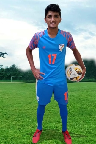 The selection of 'World' in the Indian Junior Football Team | भारतीय ज्युनिअर फुटबॉल संघात ‘विश्व’ची निवड The selection of 'World' in the Indian Junior Football Team | भारतीय ज्युनिअर फुटबॉल संघात ‘विश्व’ची निवड