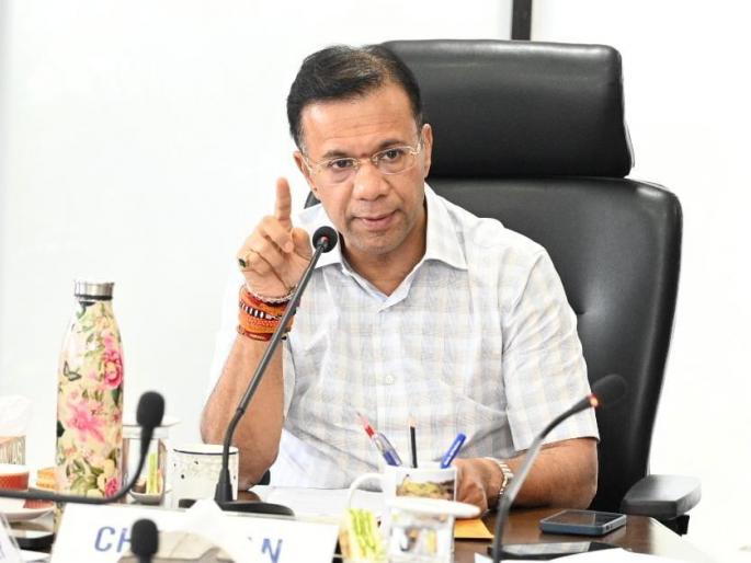 i am being targeted as a strong leader said minister vishwajit rane | मी स्ट्राँग नेता म्हणून टार्गेट केले जातेय, तज्ज्ञांशी चर्चेने निर्णय घेऊ: मंत्री विश्वजित राणे   i am being targeted as a strong leader said minister vishwajit rane | मी स्ट्राँग नेता म्हणून टार्गेट केले जातेय, तज्ज्ञांशी चर्चेने निर्णय घेऊ: मंत्री विश्वजित राणे