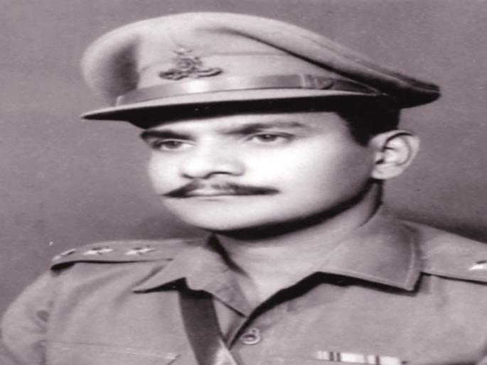 independence day Brave Solider Captain Vishwanath Kulkarni Story | Independence Day 2018 शूरा आम्ही वंदिले : झेंडा रोविला बांगलादेशी, कॅप्टन विश्वनाथ कुलकर्णी independence day Brave Solider Captain Vishwanath Kulkarni Story | Independence Day 2018 शूरा आम्ही वंदिले : झेंडा रोविला बांगलादेशी, कॅप्टन विश्वनाथ कुलकर्णी