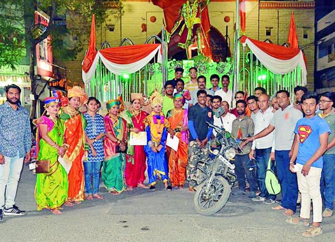 Nagpurian youth visited 33 Fort | नागपूरकर तरुणांनी पादाक्रांत केले ३३ किल्ले