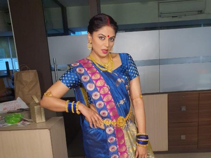 Actress Kavita Kaushik will soon be seen in the show 'Lakshmi Ghar Aai' Actress Kavita Kaushik, who won the hearts of the audience with her energetic acting and quick comedy timing, will soon enter a new incarnation in Star India's show 'Lakshmi Ghar I'. | अभिनेत्री कविता कौशिक दिसणार 'लक्ष्मी घर आई' मालिकेत Actress Kavita Kaushik will soon be seen in the show 'Lakshmi Ghar Aai' Actress Kavita Kaushik, who won the hearts of the audience with her energetic acting and quick comedy timing, will soon enter a new incarnation in Star India's show 'Lakshmi Ghar I'. | अभिनेत्री कविता कौशिक दिसणार 'लक्ष्मी घर आई' मालिकेत