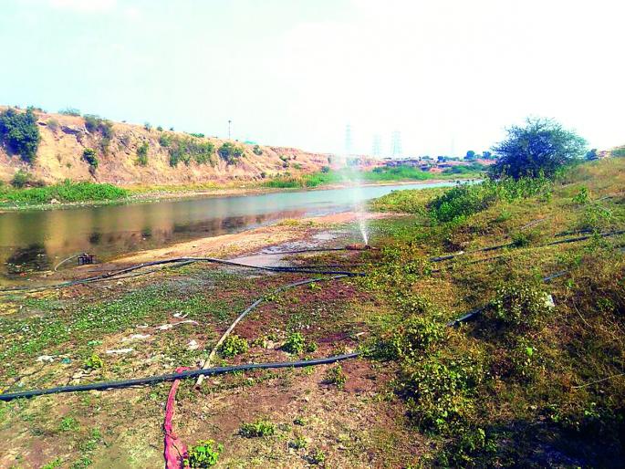 Water bottles are stolen for bribe! | बाळापुरात वीटभट्टयांसाठी पाण्याची सर्रास चोरी!