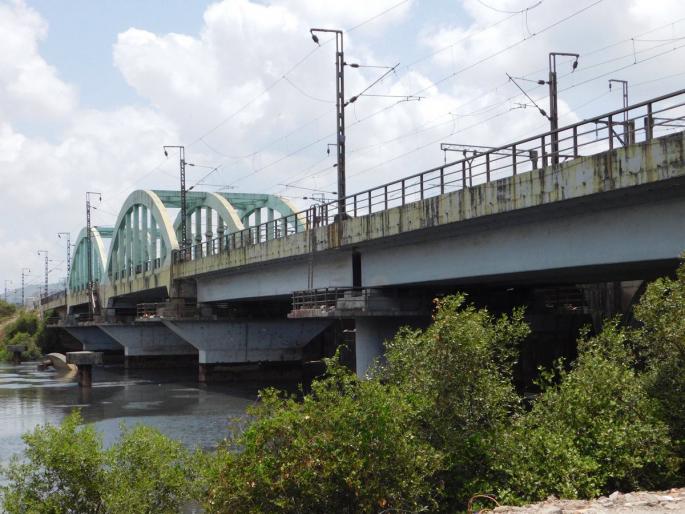 The open road to VitaVa bridge will be open today | विटावा पुलाखालील रस्ता आज होणार खुला