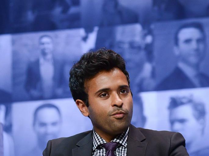 If Ramaswami becomes the President of the US, of strange Hindu gods photes in white house; Pro-Trump Pastor's Controversial Statement | रामास्वामी अमेरिकेचे राष्ट्राध्यक्ष बनले तर, विचित्र हिंदू देवतांचे...; ट्रम्प समर्थक पास्टरचे वादग्रस्त विधान If Ramaswami becomes the President of the US, of strange Hindu gods photes in white house; Pro-Trump Pastor's Controversial Statement | रामास्वामी अमेरिकेचे राष्ट्राध्यक्ष बनले तर, विचित्र हिंदू देवतांचे...; ट्रम्प समर्थक पास्टरचे वादग्रस्त विधान