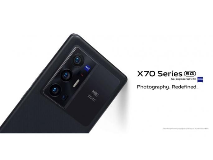 Vivo x70 series will launch in India on 30 september with flagship chipset and zeiss lens | दमदार कॅमेरा असलेली Vivo X70 Series येणार भारतात; लाँच डेट आली समोर Vivo x70 series will launch in India on 30 september with flagship chipset and zeiss lens | दमदार कॅमेरा असलेली Vivo X70 Series येणार भारतात; लाँच डेट आली समोर