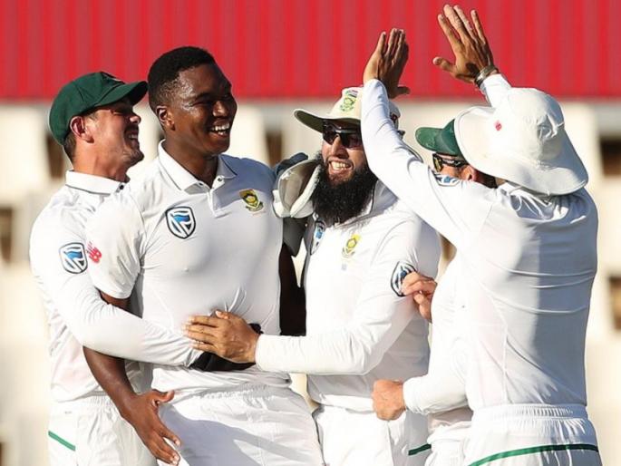 India's second innings in the worst conditions, Team India 35 for 3; D. South African strong lead | भारताची दुस-या डावात दयनीय अवस्था, टीम इंडिया ३ बाद ३५; द. आफ्रिकेकडे भक्कम आघाडी