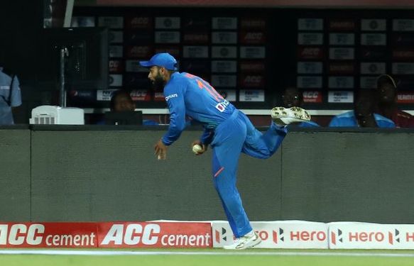 India vs West Indies: Virat Kohli reveals about that 'super catch' ... | India vs West Indies : विराट कोहलीने त्या 'सुपर कॅच'बद्दल केला मोठा खुलासा...