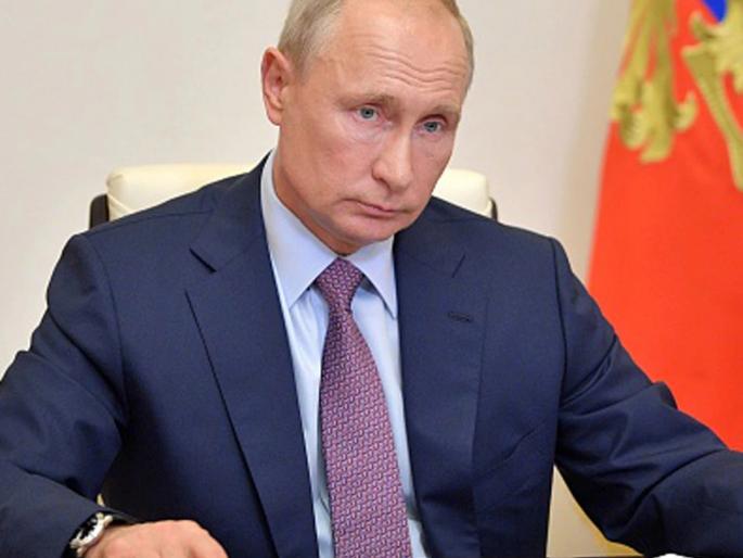 Russia Ukraine War: Vladimir Putin orders action against opposing countries | Russia Ukraine War: रशियाविरोधी देशांवर कठोर कारवाईच्या विचारात व्लादिमीर पुतीन, दिले यादी तयार करण्याचे आदेश Russia Ukraine War: Vladimir Putin orders action against opposing countries | Russia Ukraine War: रशियाविरोधी देशांवर कठोर कारवाईच्या विचारात व्लादिमीर पुतीन, दिले यादी तयार करण्याचे आदेश