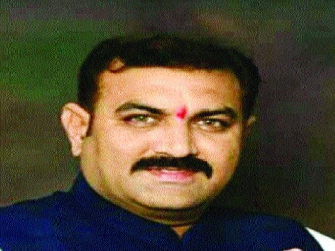 Dahanu city councilor Goihil's post threatens danger? | एकाच व्यक्तीला दोन विभिन्न जातीचे दाखले : डहाणूचे नगरसेवक गोहिल यांचे पद धोक्यात?  Dahanu city councilor Goihil's post threatens danger? | एकाच व्यक्तीला दोन विभिन्न जातीचे दाखले : डहाणूचे नगरसेवक गोहिल यांचे पद धोक्यात?