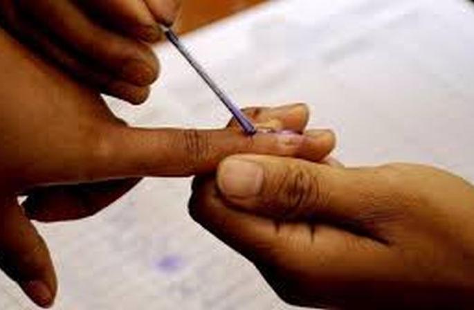 goa election 2022 final list of voters announced 26297 new voters to exercise their voting right in goa | Goa Election 2022: मतदारांची अंतिम यादी जाहीर; गोव्यात २६,२९७ नवमतदार बजावणार मतदानाचा हक्क!