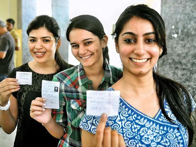 Opinion polls drop turnout; The party remained on the side! The Election Commission is worried from the first stage voting count fall lok sabha Election | ओपिनिअन पोलमुळे मतदान घटले? पक्ष बाजुलाच राहिले! पहिल्या टप्प्यावरून निवडणूक आयोगच चिंतेत Opinion polls drop turnout; The party remained on the side! The Election Commission is worried from the first stage voting count fall lok sabha Election | ओपिनिअन पोलमुळे मतदान घटले? पक्ष बाजुलाच राहिले! पहिल्या टप्प्यावरून निवडणूक आयोगच चिंतेत