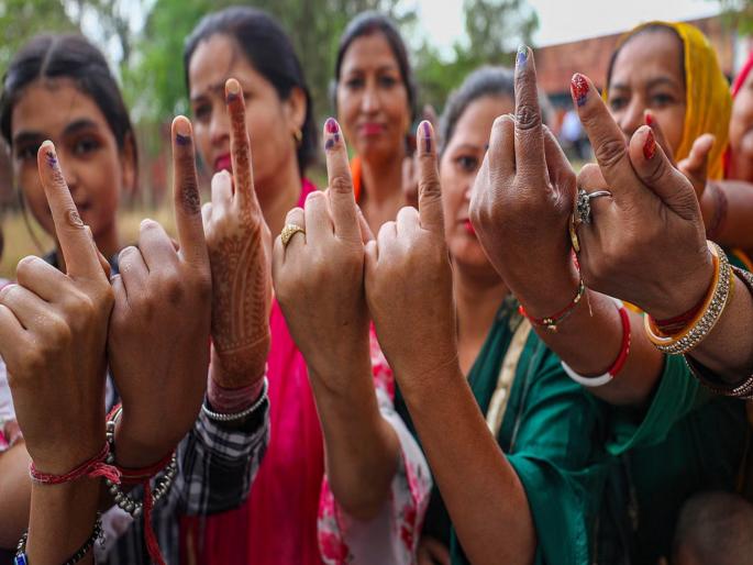 8.37 percent voting in the first phase in Pune district; Know the percentage in your area | पुण्यात पहिल्या टप्प्यात ८.३७ टक्के मतदान; जाणून घ्या, संपूर्ण जिल्ह्याची टक्केवारी एका क्लिकवर