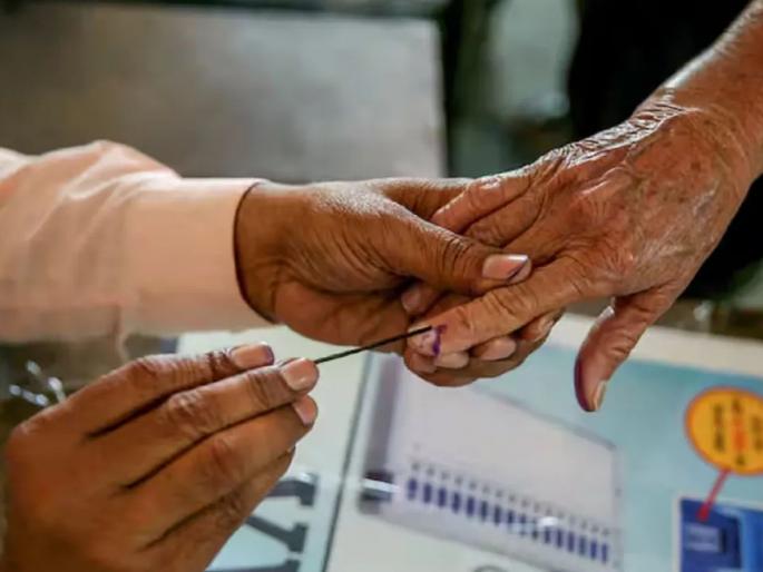 Lok Sabha Election 2024: Controversy over voting form 17C, allegations of manipulation of data, reason given by ECI for non-release | मतदानाच्या फॉर्म १७सी वरून वाद, आकडेवारीत फेरफाराचा आरोप, प्रसिद्ध न करण्यामागे ECI ने दिलं असं कारण