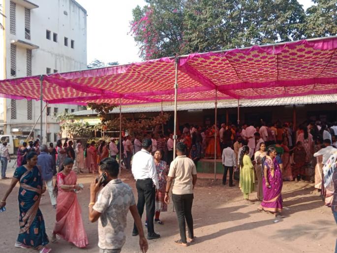 PMC Election 2026 Last 2 hours left! Slow voting in Pune; Will it be 50 percent? 40.5 percent in Pimpri | PMC Election 2026: शेवटचे २ तास बाकी! पुण्यात संथ गतीने मतदान; ५० टक्के होणार का? पिंपरीत ४०.५ टक्के PMC Election 2026 Last 2 hours left! Slow voting in Pune; Will it be 50 percent? 40.5 percent in Pimpri | PMC Election 2026: शेवटचे २ तास बाकी! पुण्यात संथ गतीने मतदान; ५० टक्के होणार का? पिंपरीत ४०.५ टक्के