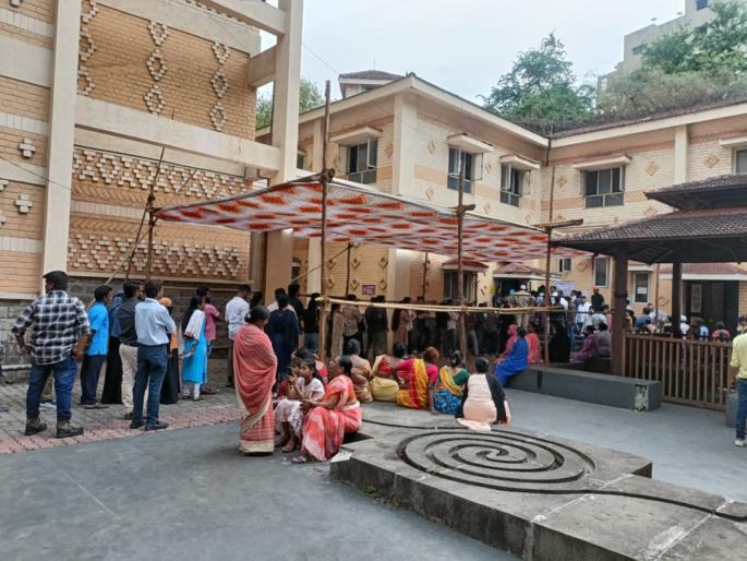 Back of voters in Pune, Maval and Shirur; Polling in all the three constituencies was within fifty percent | पुणे, मावळ आणि शिरूरमध्ये मतदारांची मतदानाकडे पाठ; तिन्ही मतदारसंघात पन्नास टक्क्यांच्या आत मतदान Back of voters in Pune, Maval and Shirur; Polling in all the three constituencies was within fifty percent | पुणे, मावळ आणि शिरूरमध्ये मतदारांची मतदानाकडे पाठ; तिन्ही मतदारसंघात पन्नास टक्क्यांच्या आत मतदान