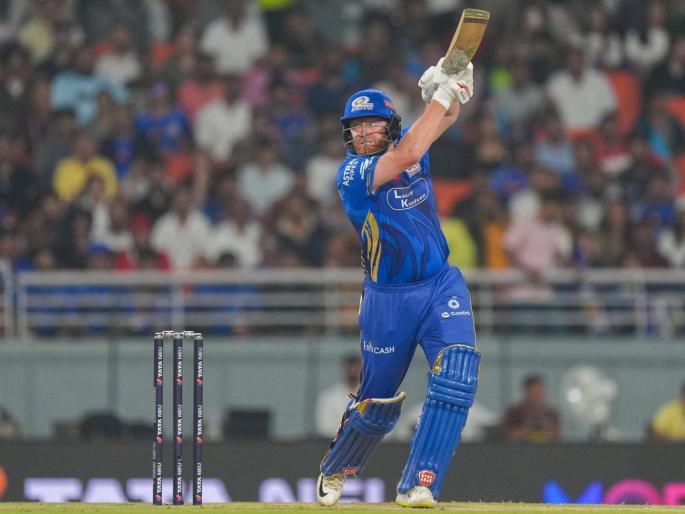 IPL 2025 Eliminator Match GT vs MI Jonny Bairstow Mis Fifty But Blast In Powerplay He takes Prasidh Krishna for 26 runs In One Over | Jonny Bairstow चा बेस्ट शो! पावरप्लेमध्ये 'पर्पल कॅप'सह मिरवणाऱ्या बॉलरलाही धु धु धुतलं