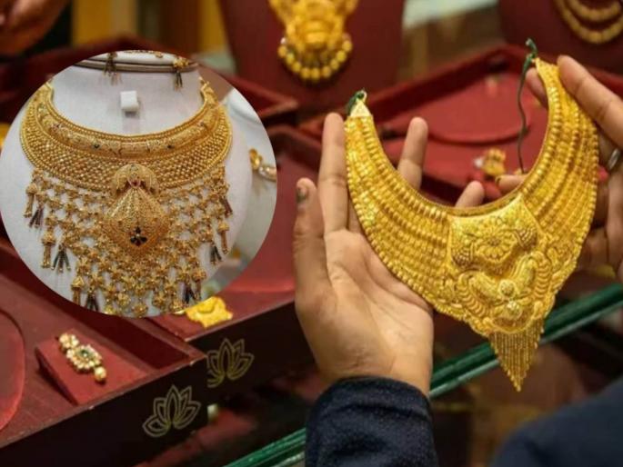 gold 1400 rupees cheaper in one day rs 71500 per pound silver also fell by rs 600 in jalgaon | एकाच दिवसात सोने १४०० रुपयांनी स्वस्त! दर ७१,५०० रुपये प्रतितोळ्यावर, चांदीही ६०० रुपयांनी घसरली  gold 1400 rupees cheaper in one day rs 71500 per pound silver also fell by rs 600 in jalgaon | एकाच दिवसात सोने १४०० रुपयांनी स्वस्त! दर ७१,५०० रुपये प्रतितोळ्यावर, चांदीही ६०० रुपयांनी घसरली