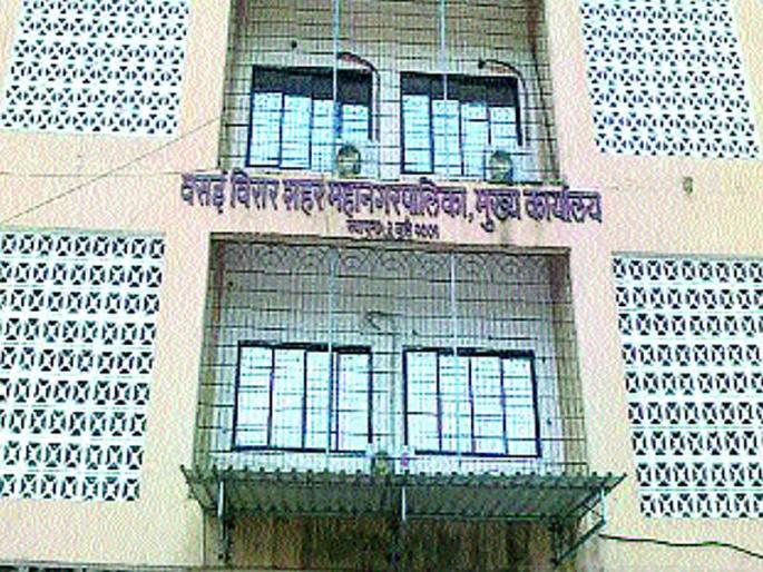 Municipal failure to dispose of solid waste | घनकचऱ्याची विल्हेवाट लावण्यात मनपाला अपयश Municipal failure to dispose of solid waste | घनकचऱ्याची विल्हेवाट लावण्यात मनपाला अपयश